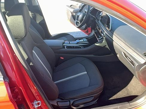 Used 2021 Hyundai Sonata SE image 17