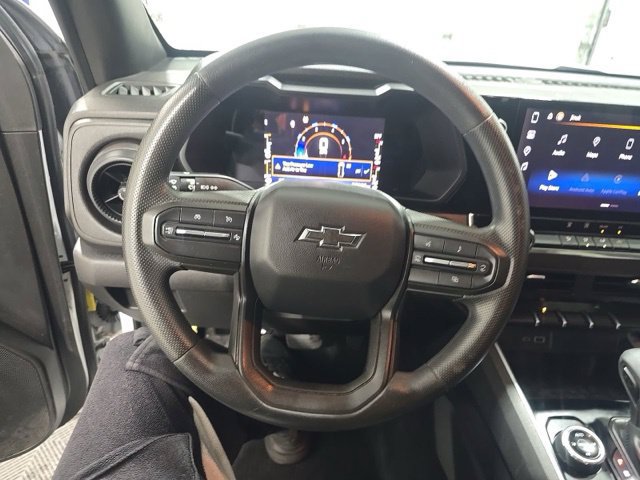 Used 2023 Chevrolet Colorado Trail Boss w/ Advanced Trailering Package AWD/4WD image 11
