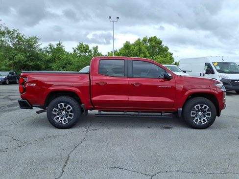 Used 2026 Chevrolet Colorado Z71 w/ Technology Package AWD/4WD image 15