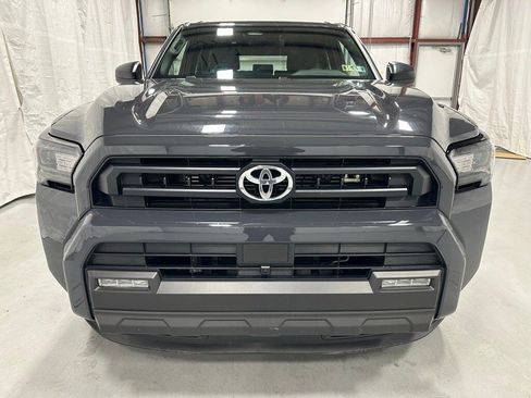 Used 2025 Toyota 4Runner SR5 image 2