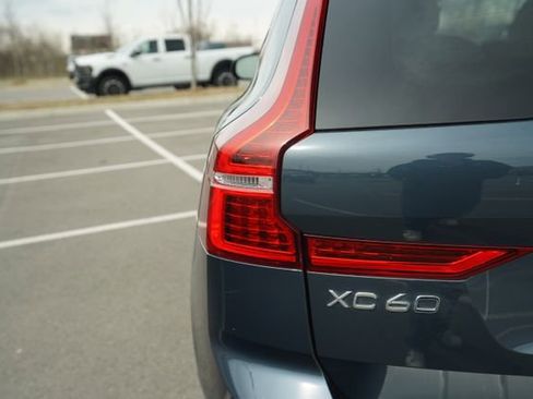 Used 2024 Volvo XC60 B5 Plus w/ Protection Package Premier image 38