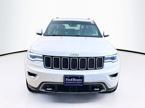 Used 2018 Jeep Grand Cherokee Limited image 2