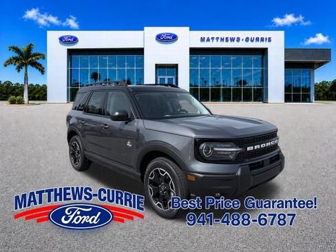 New 2026 Ford Bronco Sport Outer Banks w/ Interior Protection Package AWD/4WD image 1