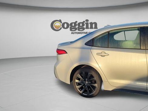 Used 2024 Toyota Corolla SE FWD image 30