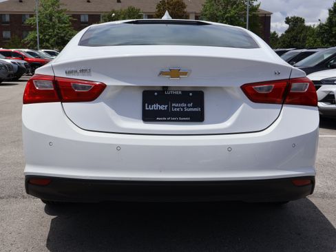 Used 2024 Chevrolet Malibu LT FWD image 9