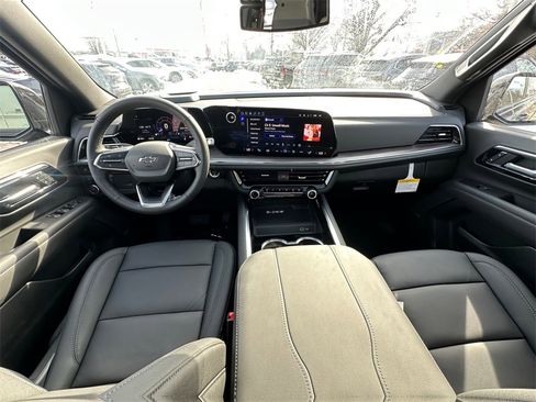 New 2026 Chevrolet Suburban Z71 w/ Comfort Package image 23