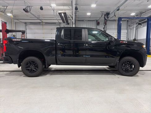 Used 2019 Chevrolet Silverado 1500 LT Trail Boss image 17