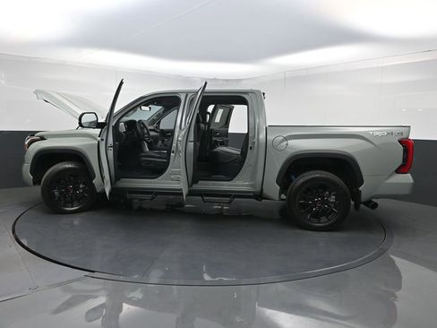 Used 2024 Toyota Tundra Limited w/ TRD Off-Road Package AWD/4WD image 39