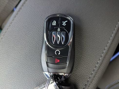 New 2026 Buick Envista Sport Touring w/ Convenience I Package FWD image 33