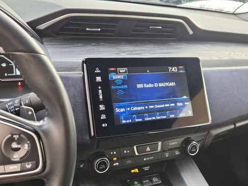 Used 2018 Honda Clarity Touring image 14