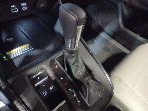 Used 2023 Honda CR-V EX-L image 21