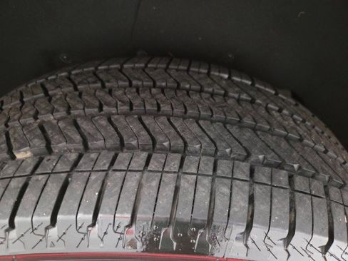 Used 2023 Cadillac Escalade ESV Sport Platinum w/ LPO, ONYX Package image 94