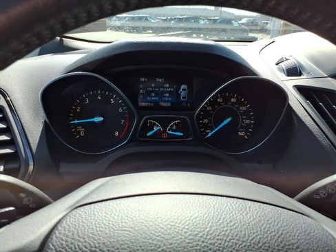 Used 2017 Ford Escape Titanium AWD/4WD image 17