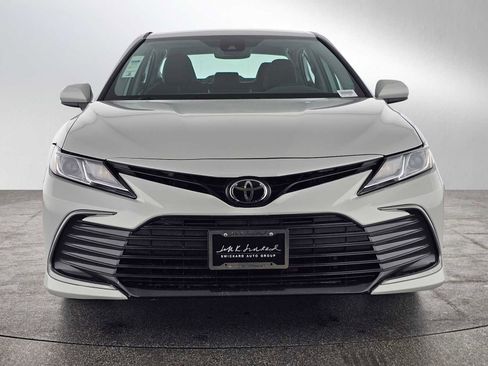 Used 2024 Toyota Camry LE image 8