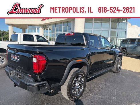 Used 2025 GMC Canyon AT4 AWD/4WD image 4