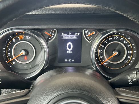 Used 2022 Jeep Wrangler Unlimited Sport AWD/4WD image 28