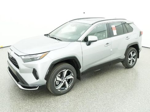 New 2025 Toyota RAV4 SE image 1