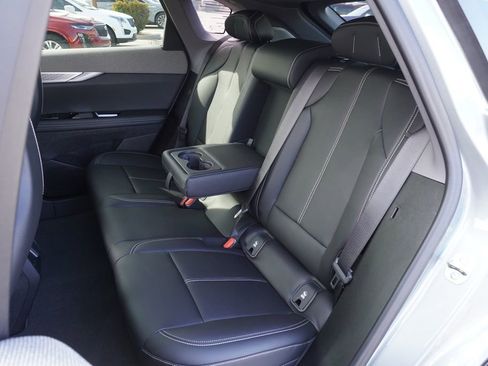 New 2026 Cadillac Optiq Luxury 1 image 8