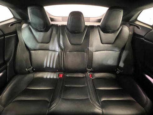 Used 2020 Tesla Model S Long Range image 24