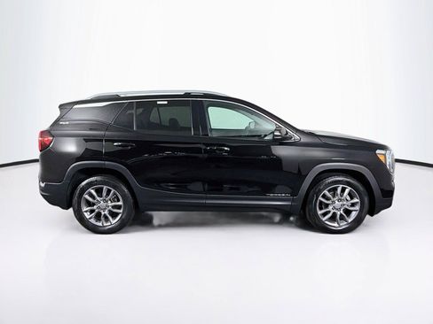 Used 2022 GMC Terrain SLT w/ LPO, Floor Liner Package AWD/4WD image 12