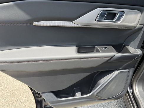New 2026 Ford Explorer Active w/ Active Comfort Package RWD image 16