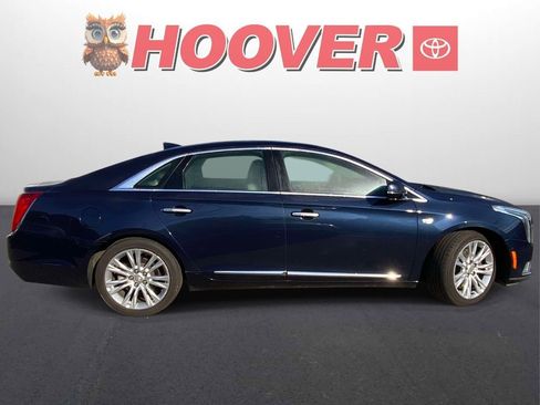 Used 2018 Cadillac XTS Luxury w/ Driver Awareness Package image 2