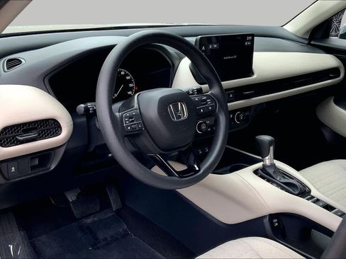Used 2026 Honda HR-V LX image 17