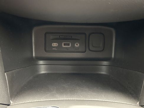 Used 2022 Chevrolet Equinox LT image 17