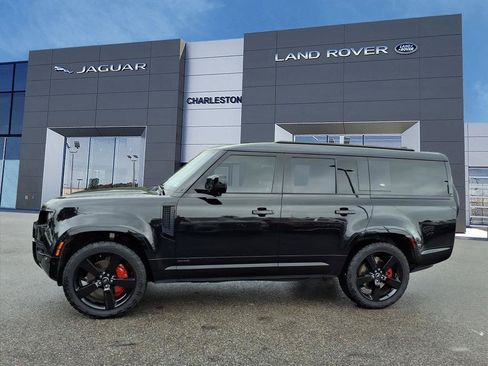 Certified 2023 Land Rover Defender 130 X AWD/4WD image 2