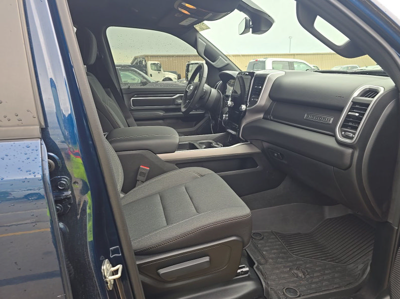 Used 2023 RAM 1500 Big Horn AWD/4WD image 11