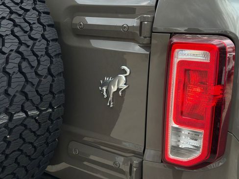 New 2026 Ford Bronco Heritage Edition AWD/4WD image 9