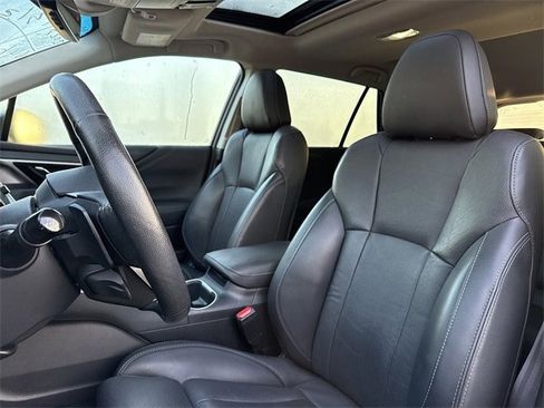 Used 2022 Subaru Outback Limited image 12