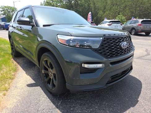 Used 2022 Ford Explorer ST w/ Equipment Group 401A AWD/4WD image 3