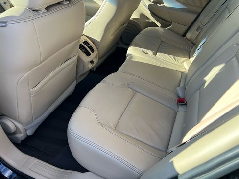 Used 2019 Ford Taurus SEL w/ Equipment Group 201A image 13