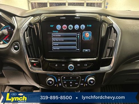 Used 2018 Chevrolet Traverse RS image 12