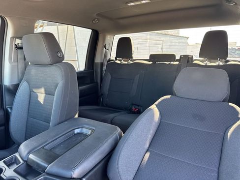 Used 2023 Chevrolet Silverado 2500 Custom w/ Custom Convenience Package AWD/4WD image 22