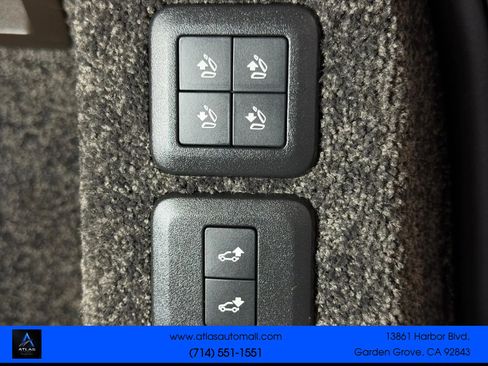 Used 2018 Land Rover Range Rover Supercharged AWD/4WD image 14