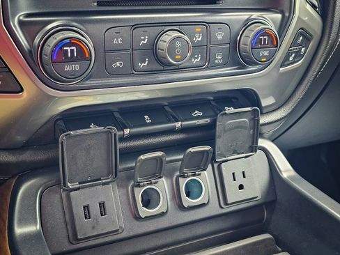 Used 2017 Chevrolet Silverado 1500 LTZ w/ Sport Package image 28