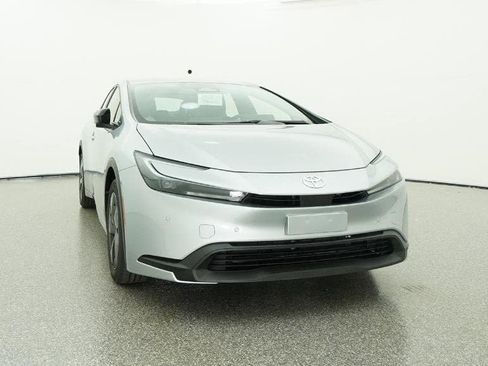 New 2026 Toyota Prius LE image 30
