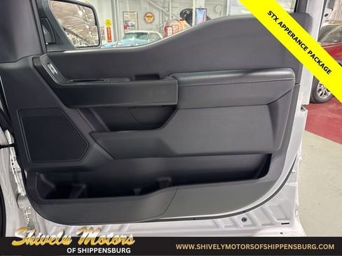 Used 2022 Ford F150 XL w/ STX Appearance Package image 40