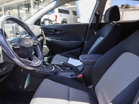 Used 2020 Hyundai Kona SEL FWD image 19