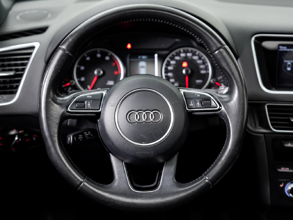 Used 2016 Audi Q5 2.0T Premium Plus w/ Technology Package AWD/4WD image 12