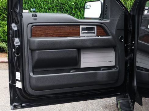 Used 2014 Ford F150 Lariat w/ Equipment Group 502A Luxury RWD image 15