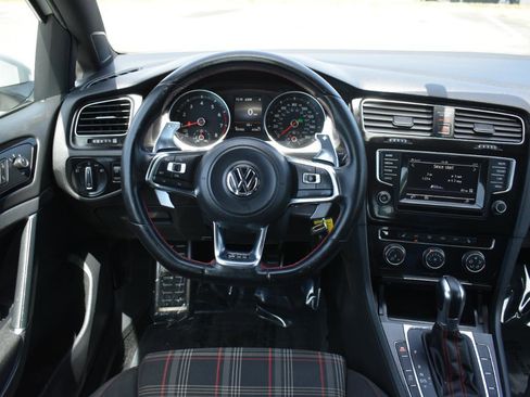 Used 2015 Volkswagen GTI S image 11