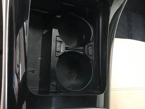 Used 2023 Mercedes-Benz C 300 4MATIC Sedan image 20