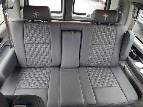 Used 2024 GMC Savana 2500 RWD image 23