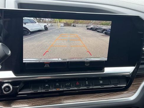 New 2026 GMC Sierra 1500 Elevation image 19