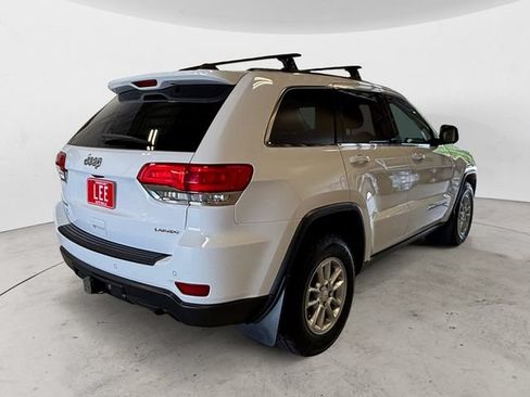 Used 2018 Jeep Grand Cherokee Laredo AWD/4WD image 6