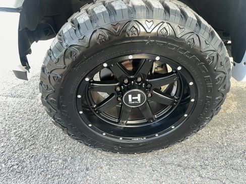 Used 2021 Ford F250 XLT w/ XLT Value Package AWD/4WD image 5