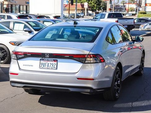 Used 2025 Honda Accord SE image 10